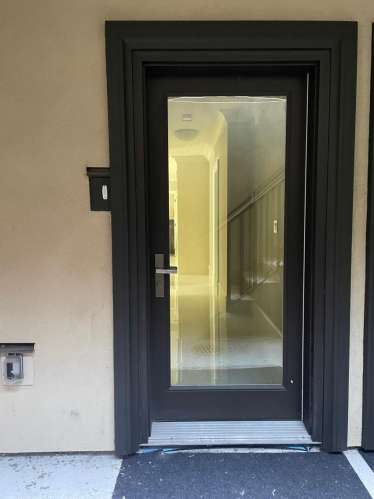 SFU山下独立屋全新2卧1卫含家具