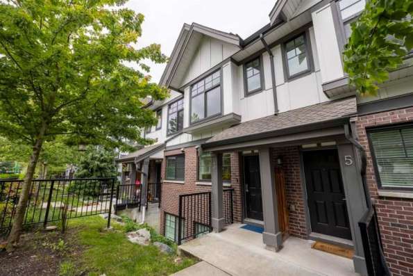 Deer Lake 3 房townhouse出租