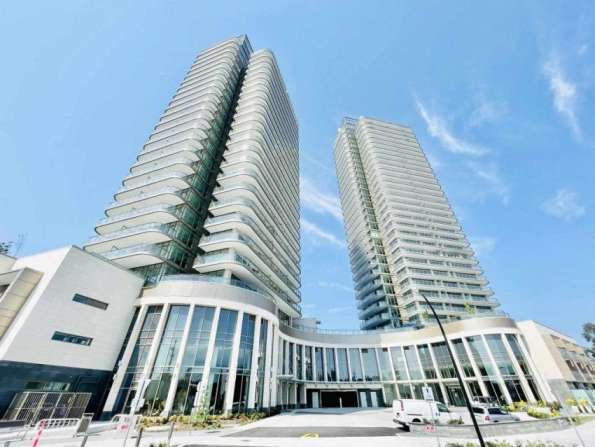 1 bed 1 den 高层公寓出租